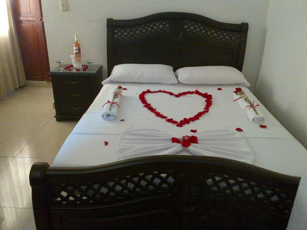 Hotel La Casa Del Turista Cartagena Kültér fotó